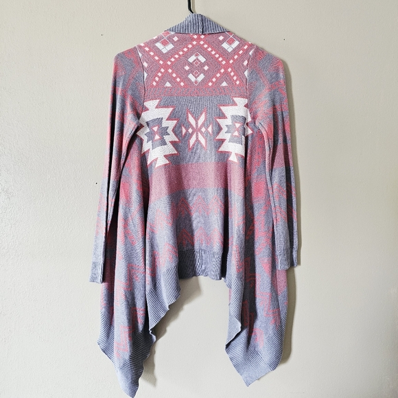 Pink Republic Aztec Print Cardigan - Picture 2 of 4
